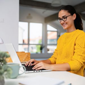 pe and vc investments specialist